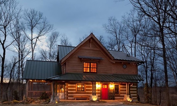Springfield Cottage | Caspian Cottage - 50 km de Nashville, jacuzzi, cheminées, Wi-Fi