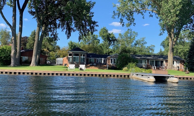 Waterford Maison | Le prestigieux lac Cass - le plus grand lk intérieur du SE MI