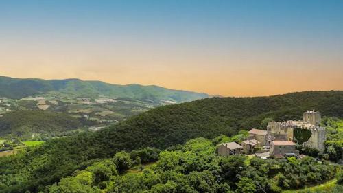 Gualdo Cattaneo Appartement | Castello di Cisterna Uno