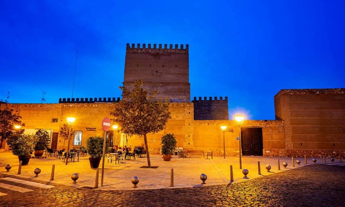 Manzanares Hôtel | Castillo De Pilas Bonas