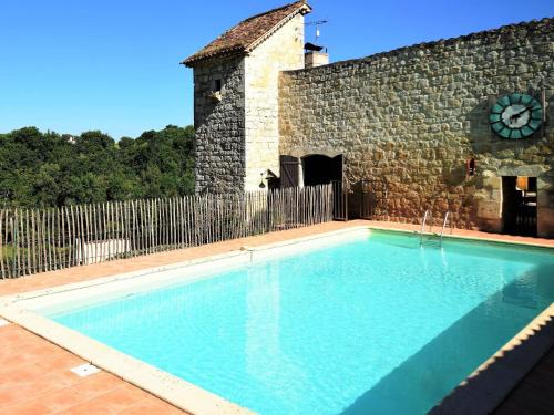 Bon-Encontre Maison | Castle near Agen with Shared Pool