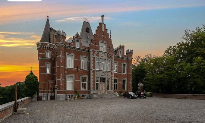 Gesves Autre | Château avec wellness et cinema