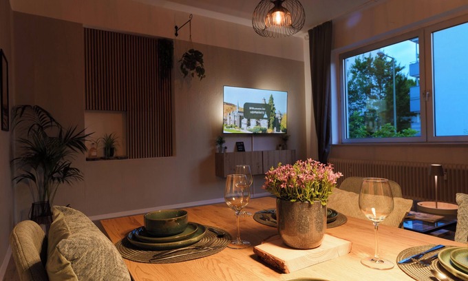 Vorderer Westen Appartement | Castora Homes - City Apartment Kassel near train station