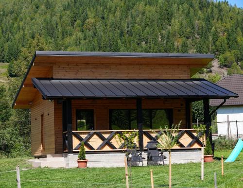 Sadova Maison | Casuta CORE