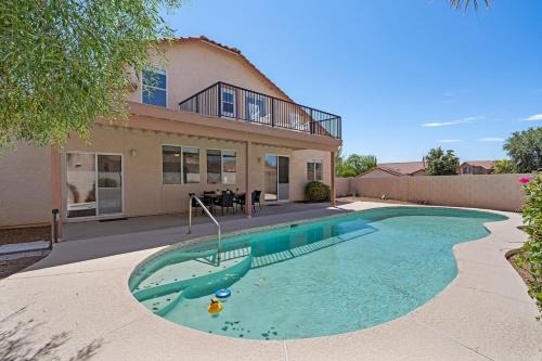 Oro Valley Maison | Catalina Pool-side Hideaway 4 Bed 3 Bath