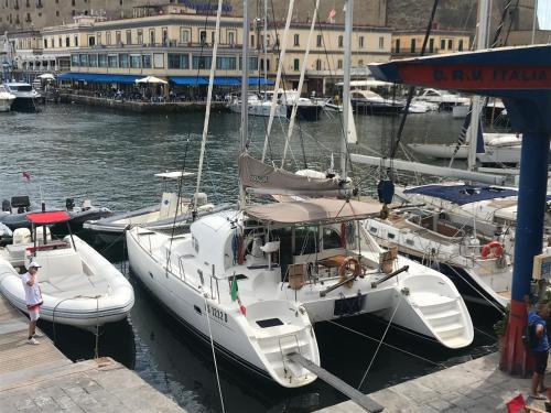 Old Town Location De Bateaux | Catamarano Miragua - Resort on board in Catania