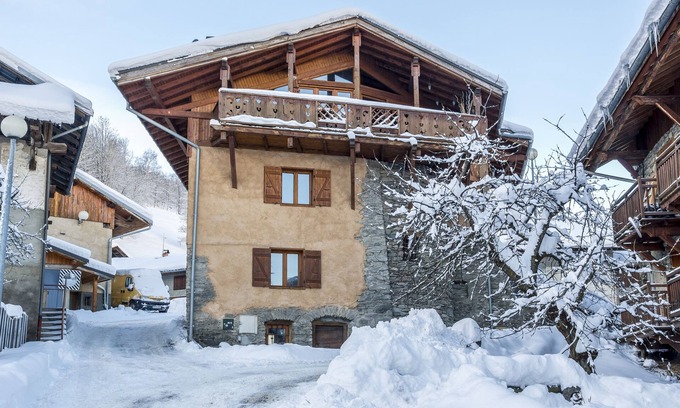 La Plagne-Tarentaise Chalet De Ski | Chalet de ski avec services: ferme de 260 ans avec une vue imprenable sur la montagne