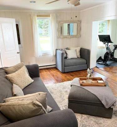 Mount Tremper Maison | Catskills Quaint Cottage with Peloton Minutes from Hiking