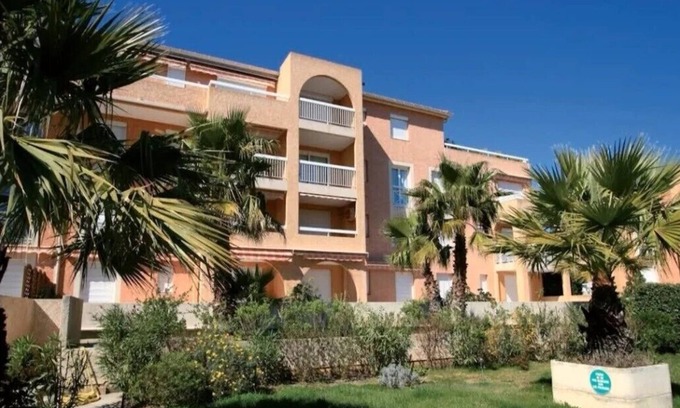 Cavalaire-sur-Mer Appartement | Cavalaire s/Mer RENTAL T2 32m² (luxury residence) with swimming pool