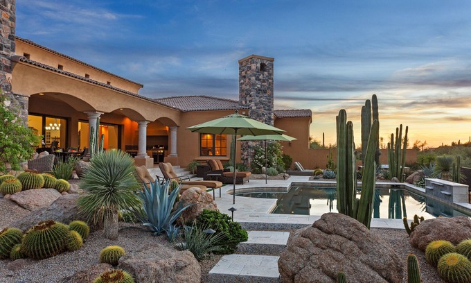 Canyon Ridge Estates Maison | Cave Creek Serenity avec une vue imprenable sur la montagne et le désert!