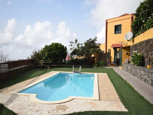Montijos Maison | Cave House in Tenerife with Pool and Beach