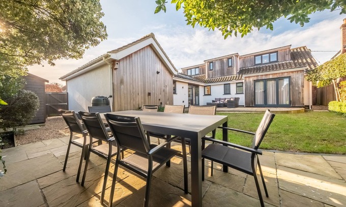 Holt Maison | Cedar House, Holt, Norfolk
