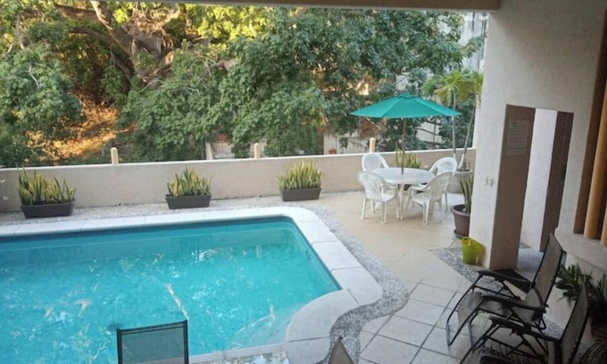 Farallon Appartement | Celebrate in Acapulco Christmas and New Year's Eve 2024 new apartment with pool, spacious, centrally located!