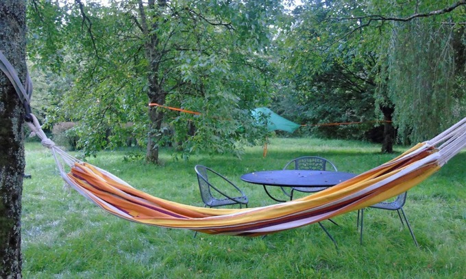Wassy Cabine | Celestial hanging tent