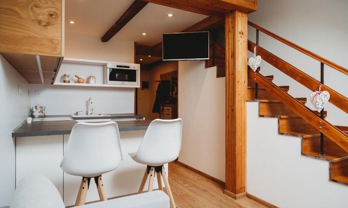 Juh Appartement | Center City Charming Loft Apartment