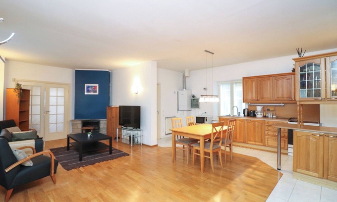 Old Town Appartement | Center of Old Town, historic view, open floorplan