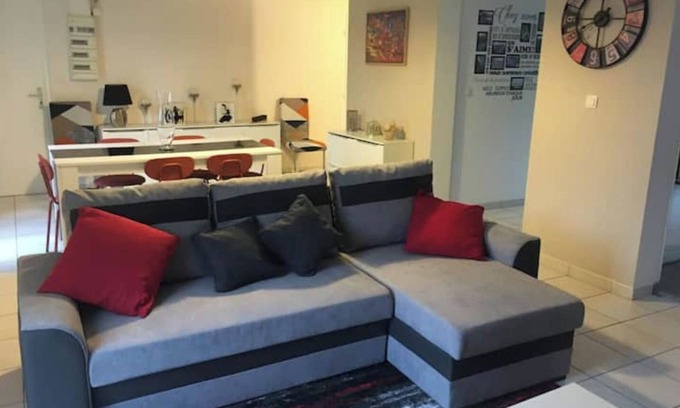 Pierrefonds Appartement | centre Pierrefonds superbe appartement au calme + parking