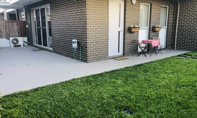 Queanbeyan East Maison | Perfect pet safe getaway