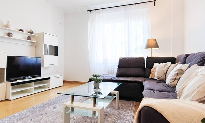 Novi Sad Appartement | Appartement central 2 chambres 85 m2 à 5 minutes à pied de Trg Slobode