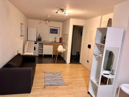 Oberturkheim Appartement | Central 30 sqm apt Obertürkheim