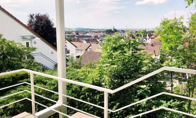 Winnenden Appartement | ☆ Central apartment with a fantastic panorama ☆