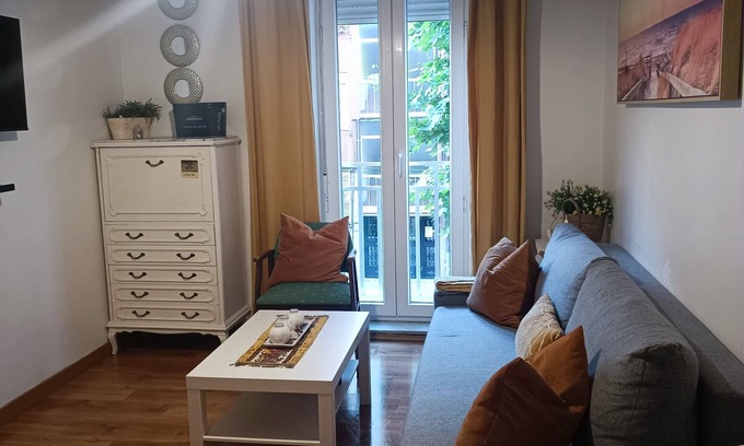 Moncloa-Aravaca Appartement | Central apartment with 3 bedrooms, Country House, Zoo, parking.