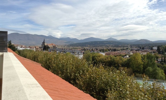 El Espinar Copropriété | Appartement central avec une excellente vue à El Espinar