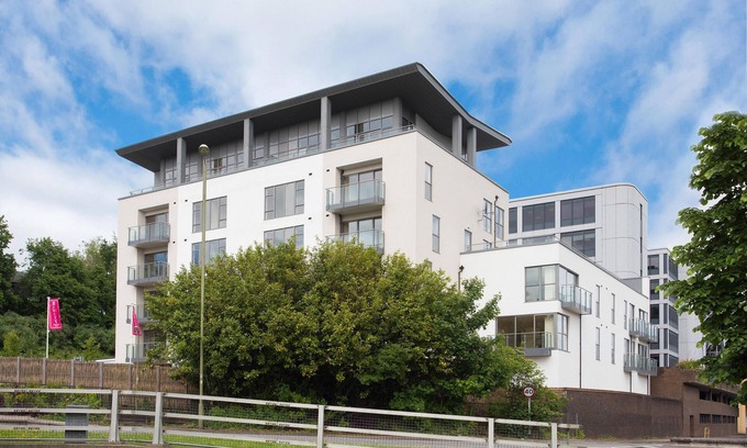 Basingstoke Appartement | Central Basingstoke - Appartement de luxe avec 2 chambres et 2 salles de bains (double / double)