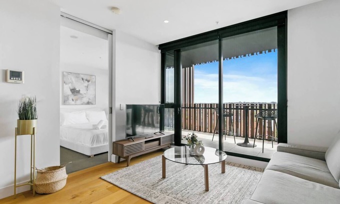 Ivanhoe Appartement | Central Charm Located in the Heart of Ivanhoe