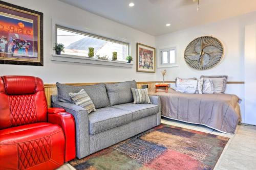 Elmont Maison | Central Elmont Studio with Great Outdoor Space!
