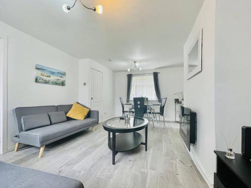 Hamilton Maison | Central Hamilton House