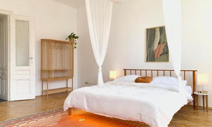 Himmelpfortgrund Appartement | Central & Modern Apartment with Balcony