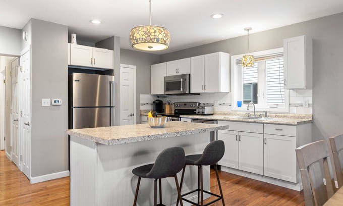 Southern Coast Appartement | Central Saco Stay Comfort & Style for Your Getaway