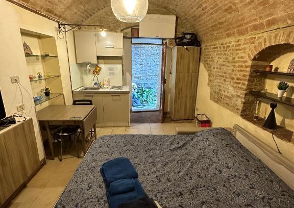 Siena Historical Center Appartement | Central Small Studio Apartment