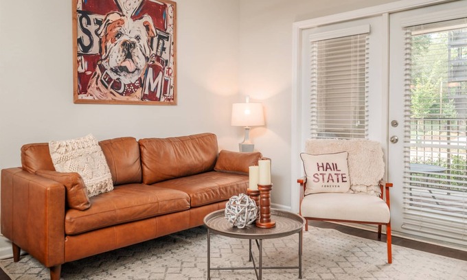 Starkville Copropriété | Central Starkville Retreat | No Stairs | Walk Everywhere