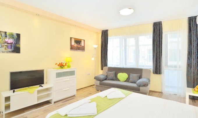 Burgas Center Appartement | Central studio 1