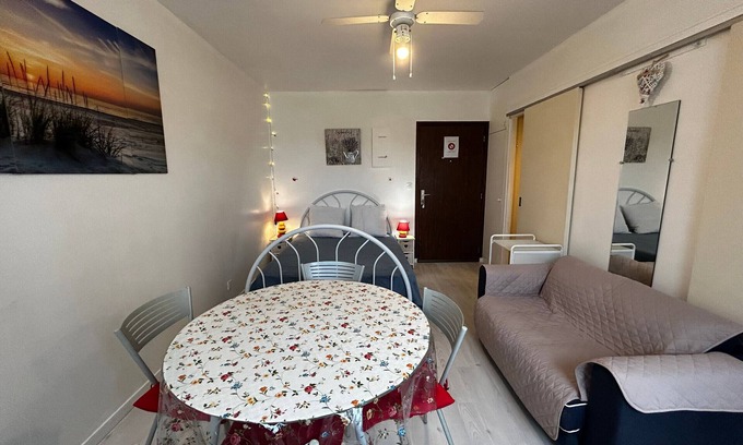 La Roche-Posay Appartement | Studio en centre-ville avec WIFI, proche thermes