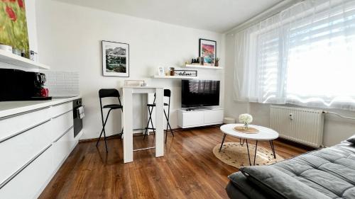 Radvan Appartement | Central Suites Bystrica 2 I 24hr Self Check-in l Free Wi-Fi & Parking