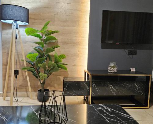 Serres Appartement | Central1ModernApartmentFreeParking