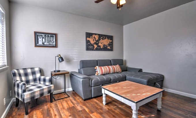 Grand Junction Maison | Centrally Located, Modern Townhome! Pet Friendly! Fast WiFi