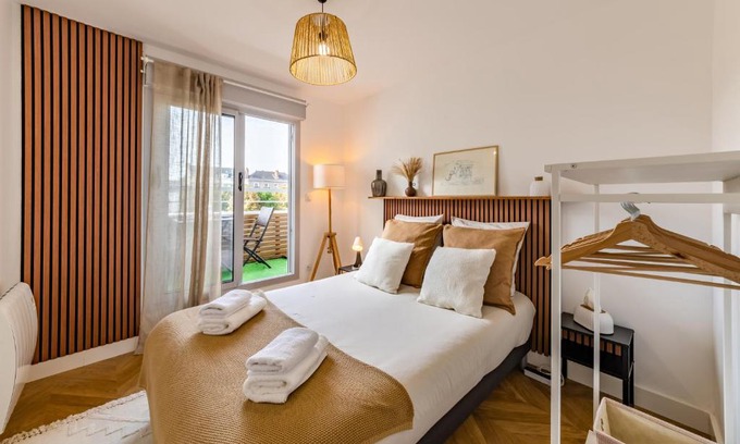 Dobree-Bon Port Appartement | Centre - Calme & Confort - 2 à 4p - 55m2