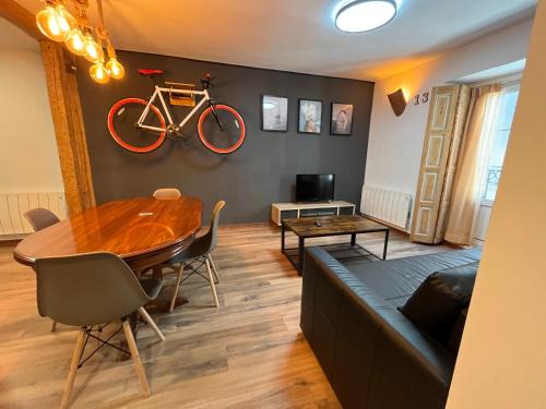 Burgos Appartement | CENTRO - PARKING Free - GUMERFLAT MUSEO VUT-09-234