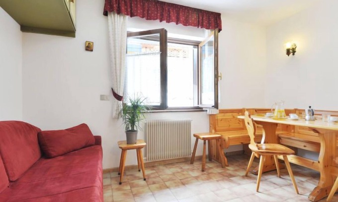 Alba Appartement | Cesa Fraines by Interhome