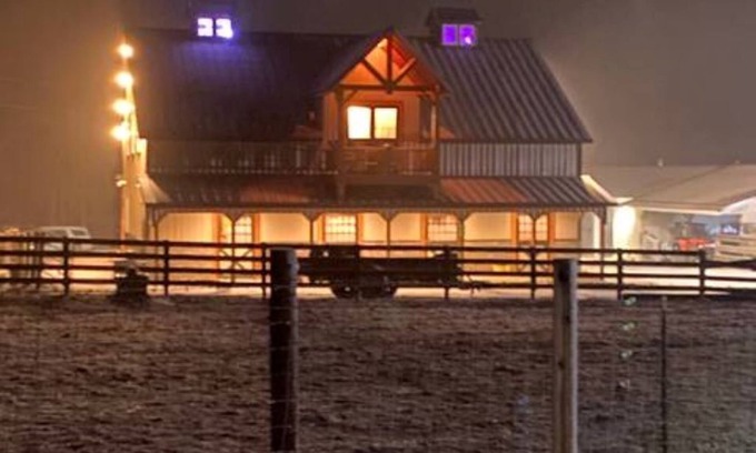 Homerville Cabine | CF Ranch & Cattle Co.- Lodge and CrossFit Gym