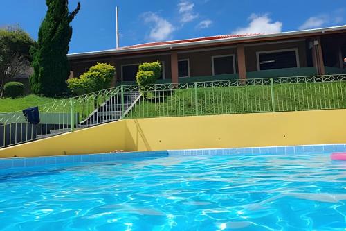 Bom Jesus dos Perdoes Maison | Chácara com piscina aquecida- Perdões