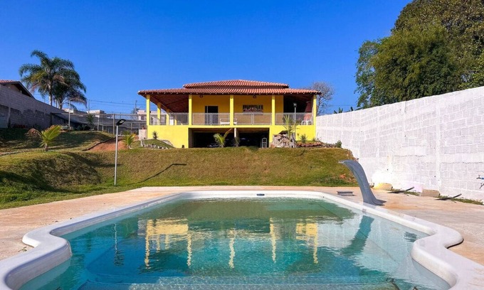 Caixa d'Agua Maison | Chácara com piscina, churrasq e WiFi em Taubaté/SP
