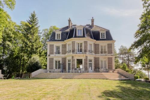 Avesnes-en-Bray Maison | Château d'Avesnes - Le Castelet