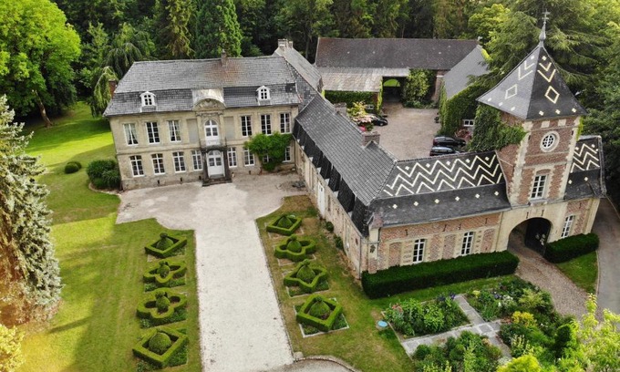 Jenlain Lit Et Petit-Déjeuner | Château d'en haut