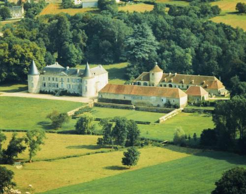 Sens-Beaujeu Lit Et Petit-Déjeuner | Château de Beaujeu