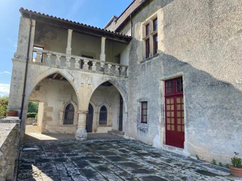 Surin Lit Et Petit-Déjeuner | Château de Cibioux